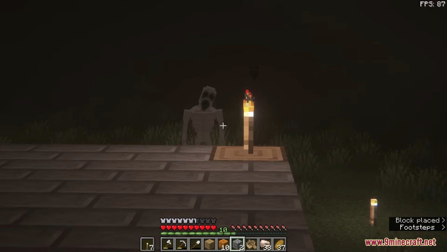 description_6 The One Who Watches Mod (1.19.2) - Новый ужасный обитатель