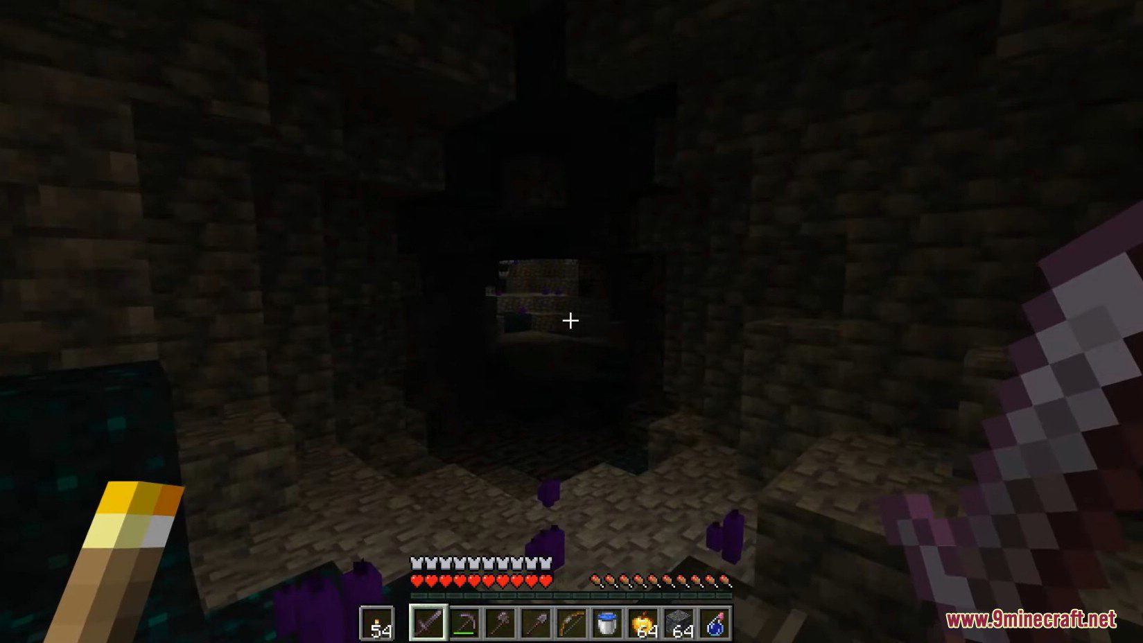 image 4 for Deeper in The Caves Mod (1.18.2) - самый страшный бык в истории