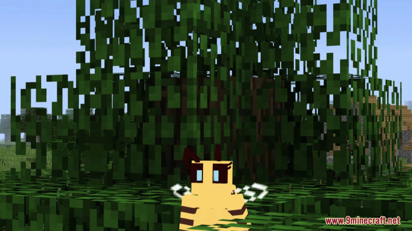 description_2 Bee Mod (1.12.2) - Golden bee girl with chest