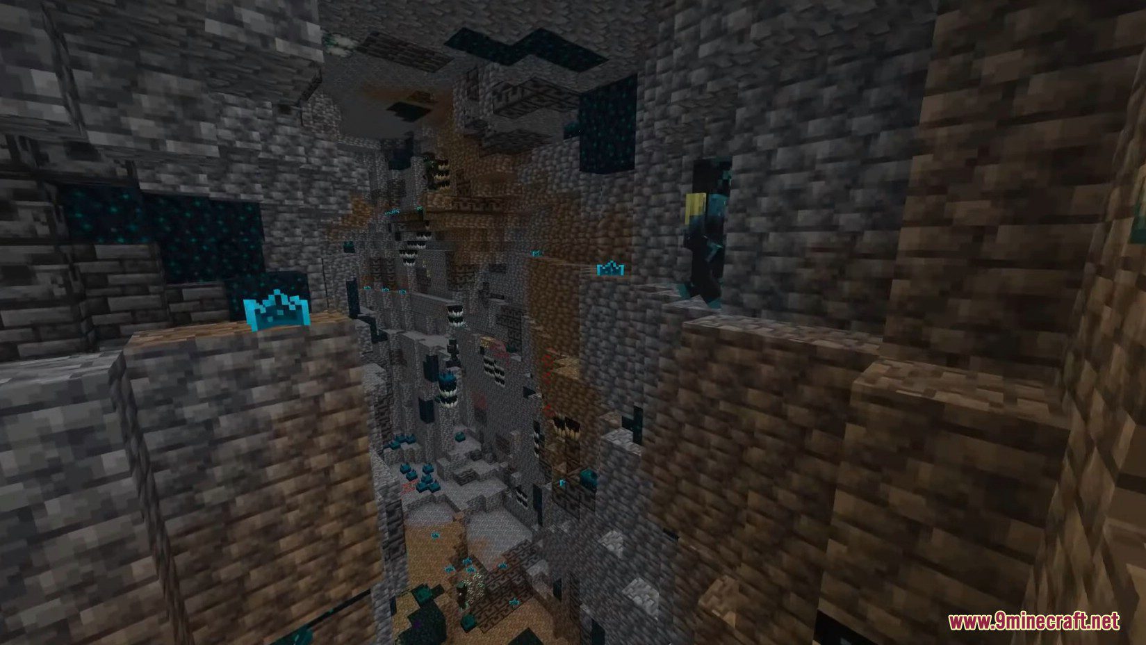 image 17 for Deeper in The Caves Mod (1.18.2) - самый страшный бык в истории