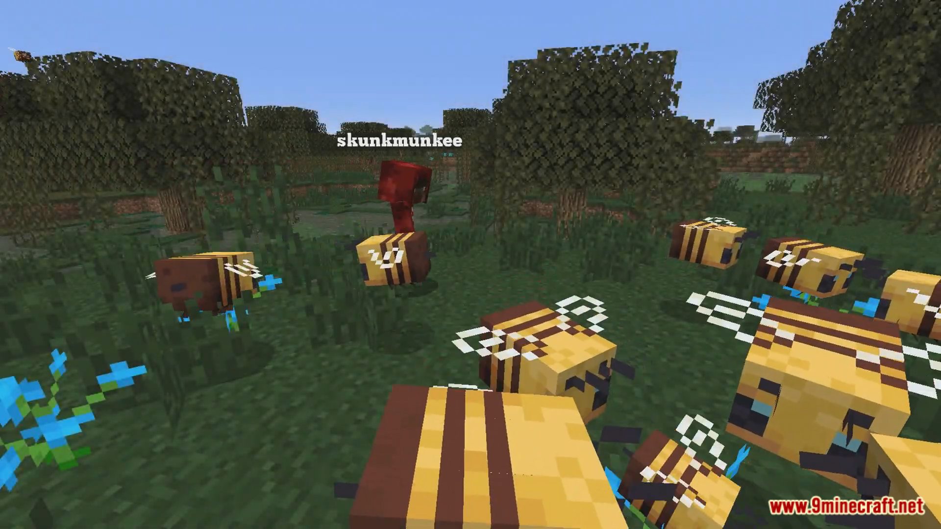description_8 Bee Ore Data Pack (1.20.2, 1.19.4) - Unlock new Minecraft features!