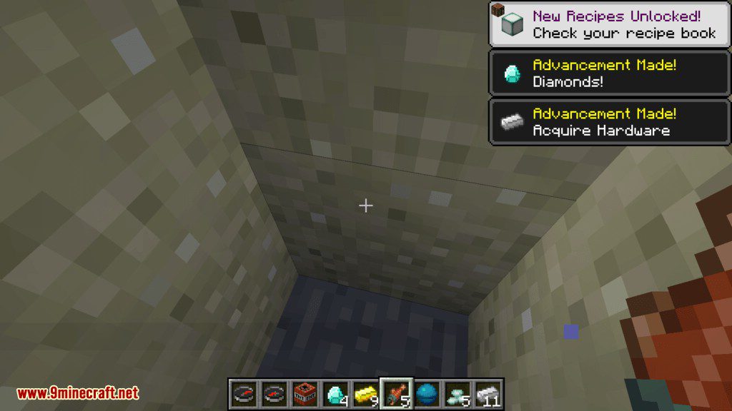 description_5 Structure Compass Mod (1.20.4) - makes it easier to determine the location of buildings