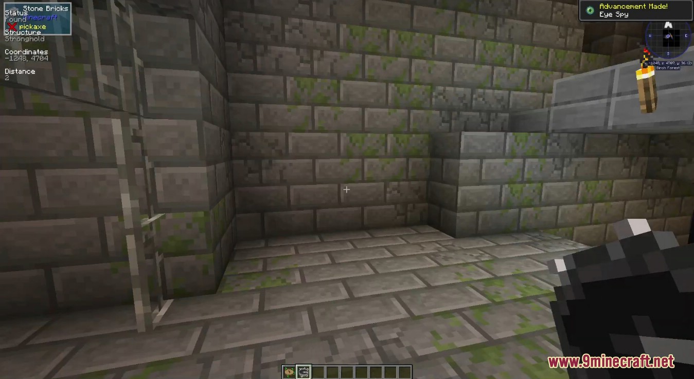 image 3 for Explorer's Compass Mod (1.20.4) - find buildings anywhere in the world