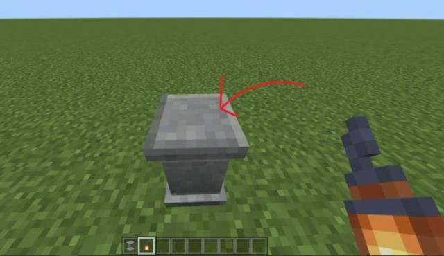description_0 Pedestal para objetos.